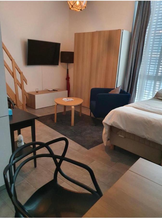 modern studio with mezzanine Le Mont-Sur-Lausanne Buitenkant foto