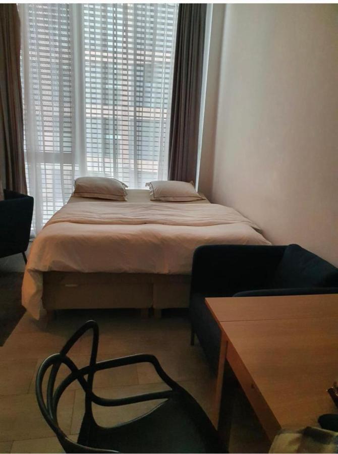 modern studio with mezzanine Le Mont-Sur-Lausanne Buitenkant foto