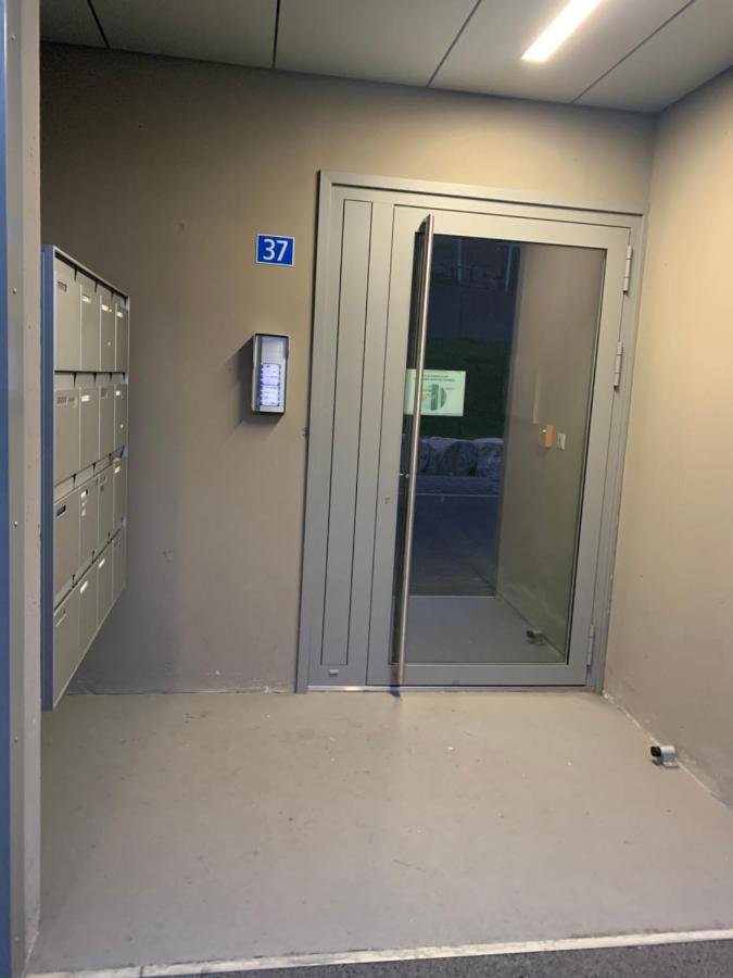 modern studio with mezzanine Le Mont-Sur-Lausanne Buitenkant foto
